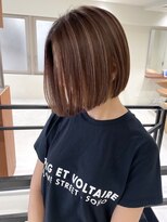 ネイロ バイ ジルブラン 葛西(NeiRo by JIL BLAN)&nbsp;ハイライト白髪ぼかしダブルカラーインナーカラーショートボブ