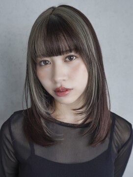 前髪カットミディアム顔周りレイヤーダブルカラー_F30908