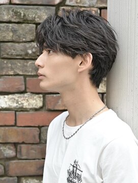 ルーシー 川越(LUCEY) センターパートフェザーパーマシャドウパーマメンズパーマ