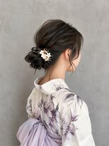 グースカ(guusca)&nbsp;浴衣に映える華やか低めシニヨン
