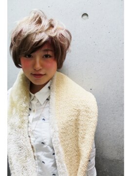 ヘアサロンエムフィス 池袋東口(HAIR SALON M Fe's) 【M／TREND】ハイトーンショートボブ