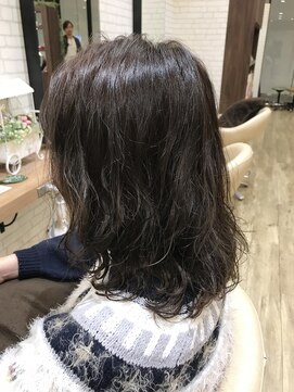 ヴィサージュ ユニール(VISAGE unir) 『ヴィサージュ ユニール 永野』シャイニーアッシュ