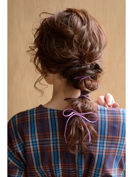 ローグ(Looog) 「Looog＊」「前田美月」編み込みアレンジ