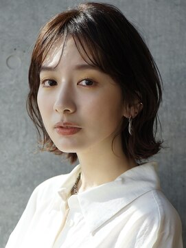 エインアンリー 表参道(AIN.ANLY.) 小顔カットの耳かけボブルフ☆ハイライトカラーピンクベージュ