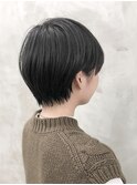 黒髪ショートカットマッシュショートカット丸みショートカット