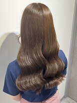 エルバイラビス 大宮(elu by lovis)&nbsp;《chihina》ブラウンカラー/艶カラー/似合わせカット