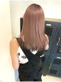 ピンクベージュ