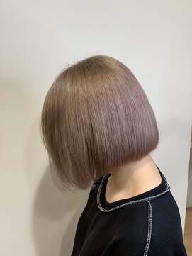 モモ(MOMO) ボブグレージュ