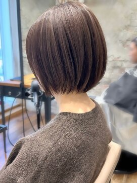 アフロート ルヴア(AFLOAT RUVUA) みねスタイル♪ 似合わせ ショート ボブ 20代 30代 小顔 新宿