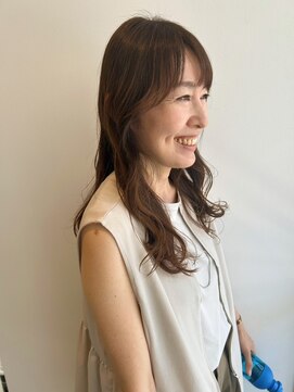 フォークロア 本店(Folk Lore) 大人ゆるふわロング/グレイヘアもしっかり染めてベージュカラー