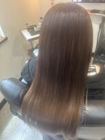 ナゴミ(NAGOMI)&nbsp;艶感ナチュラルグラデーションストレートスタイル