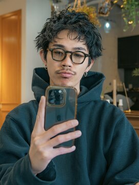 ガレージ バイ グリーン 原宿 表参道(Garage by green) 面長が似合う短髪