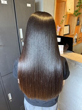 リタ 枚方(Rita) 冬の美髪◎髪質改善縮毛矯正で艶髪レイヤー