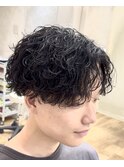 刈り上げセンターパート/波巻きツイストスパイラル/円町