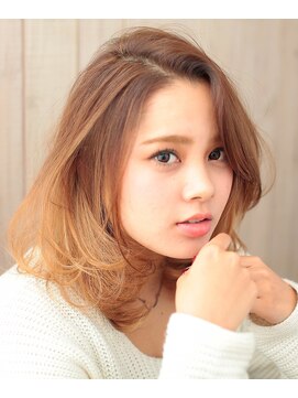 エイミーバイアフロートザガーデン 浦和店(amie by afloat the garden) 外国人風ほつれウェーブふわミディ◎