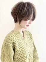大人可愛い耳掛けショート20代30代40代ハイライトカラー