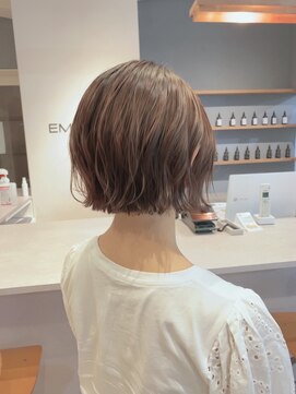 フランチェスカドット(francesca.) シルキーアッシュ×切りっぱなしボブ【竹中慎治】梅田
