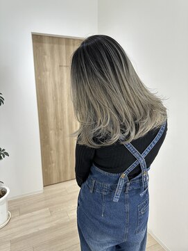 ヴレ(vrai) バレイヤージュ/シャードールーツ