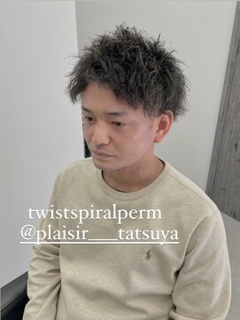 プレジールバイラファブリック(PLAISIR by LA FABRIQUE) PLAISIR/佐々木　ツイストスパイラル　アップバング　草加