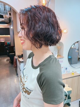 シビバイレボ(CIBI by revo) 地毛風カラー/ナチュラルレイヤーカット/ショートボブ[船橋]