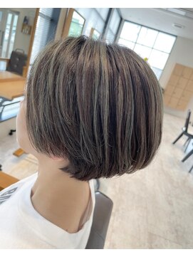 ジーナ 船橋(Zina) ハイライト×ライトオリーブ