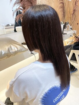 アン(un) サスーンカット