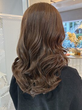 バイエイト(X8) ◎深みのあるマロンベージュ