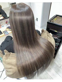 ダズル(dazzle)の写真/【大人女性の綺麗をサポート♪】上品×大人可愛いを追求したスタイルに大人女性から圧倒的支持◎