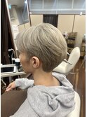 ハイトーン×センターパート