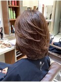 ミディアムレイヤーパーマベージュブラウン