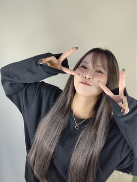 ウィット アンド ラファム Wit &La Famme 元気はエクステ