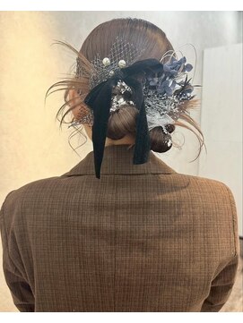 カロン トウキョウ 中野北口店(Kalon Tokyo) 参列 結婚式 アレンジ お団子アレンジ