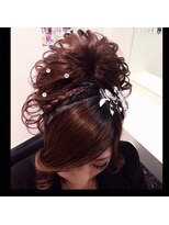 ヘアーサロン ジュエル(Hair Salon JEWEL)&nbsp;ポニーテールのふわふわ散らし