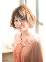 エイミーバイアフロート(amie  by afloat)&nbsp;大人可愛いゆるふわショートボブ×ベージュカラーで肌をキレイに