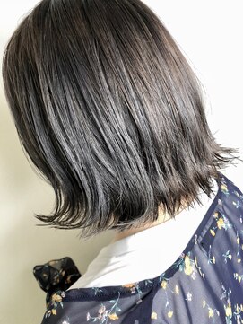 レジスタヘアーワークス (REGISTA hair works) 外ハネブルージュ