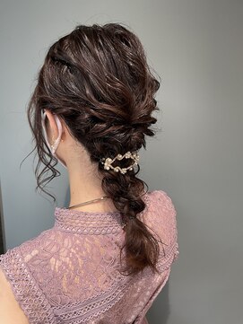 スイート(Suite) 編みおろしパーティーヘア