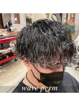 ヘアメイクランタン (Hair Make LANTERN) 【波巻きパーマ】メンズパーマ #京都#山科#椥辻