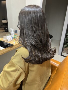 ライリー(riley) ナチュラルハイライトカラー