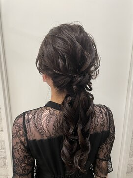 ヘアメイク ゼロサンヨンゴ(Hair Make 0345) ルーズローポニー