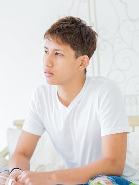 フランズ いわき(FLUNS) ハイライト/マッシュパーマ/ウルフ/アッシュブラック/いわき市