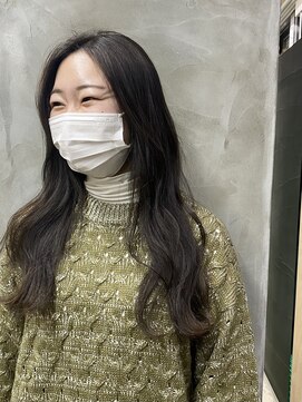 フリーラ 京都河原町三条店(freera) オリーブグレージュ