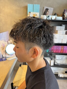 アチーブリス(achieve Liss) 刈り上げスッキリ☆ツイストパーマ ハードパーマ