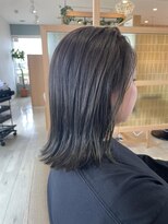 アドラーブル 長岡リップス旭岡店(adorable)&nbsp;20代30代40代ブリーチなしオリーブグレージュ切りっぱ