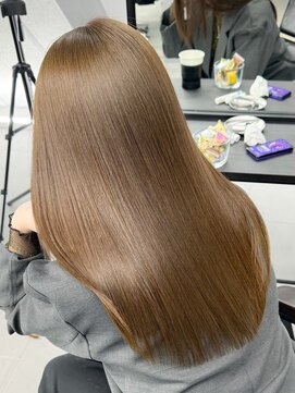 ロイス 渋谷(ROIS) ボブルフ/ネビージュ/小顔/ワンレン/スモーキーアッシュ[渋谷駅]