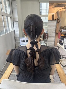 ヘアー アレス(hair ales) ローポニー　お呼ばれヘア