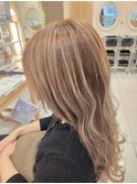 白髪ぼかしハイライト　ベージュカラー　細めハイライト