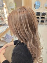 ミーサ(MYSA)&nbsp;白髪ぼかしハイライト　ベージュカラー　細めハイライト