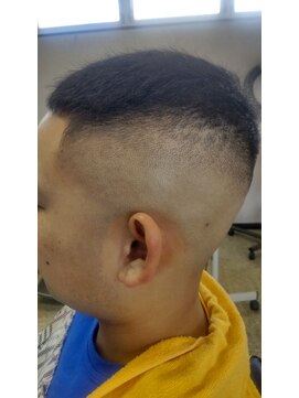 ヘアーアトラクション やぐち 漢のスキンフェードスタイル