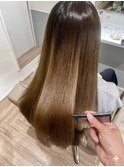 ブリーチをしていても可能な酸性縮毛矯正