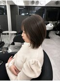 透明感グレージュボブ